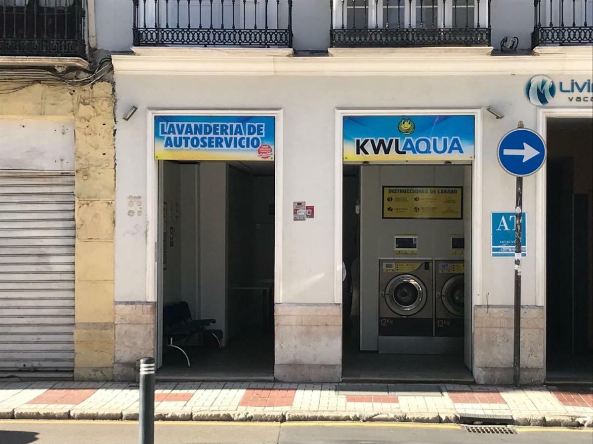A Dos Pasos De Todo Apartment Malaga Exterior photo
