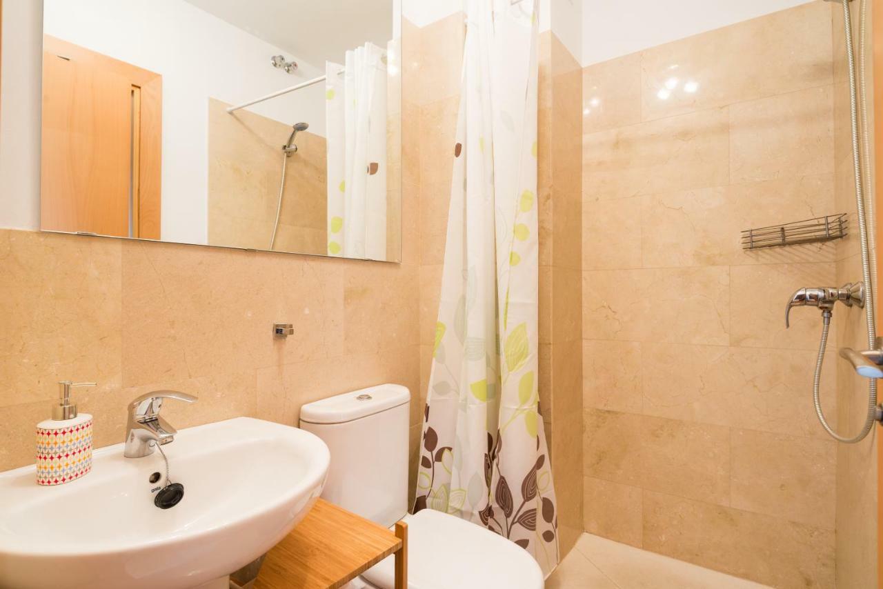A Dos Pasos De Todo Apartment Malaga Exterior photo