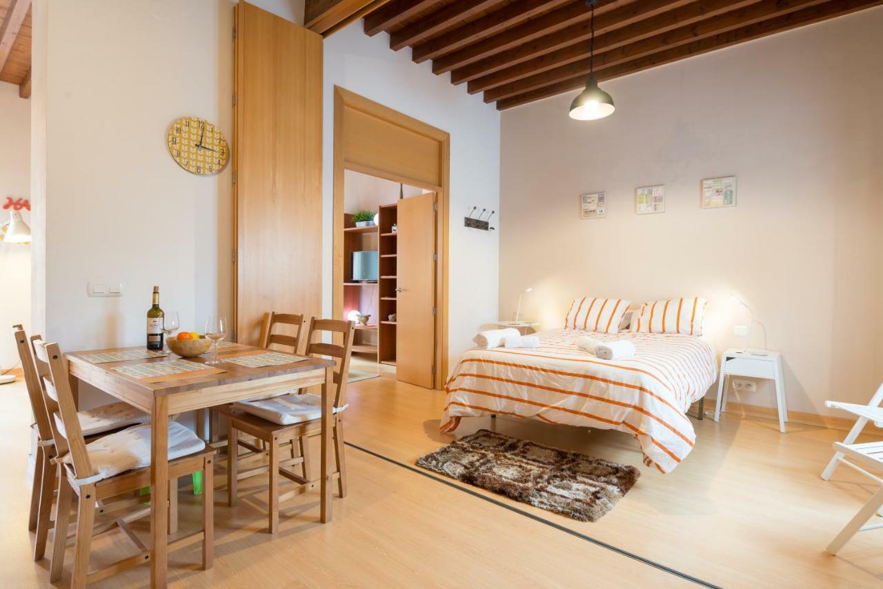 A Dos Pasos De Todo Apartment Malaga Exterior photo